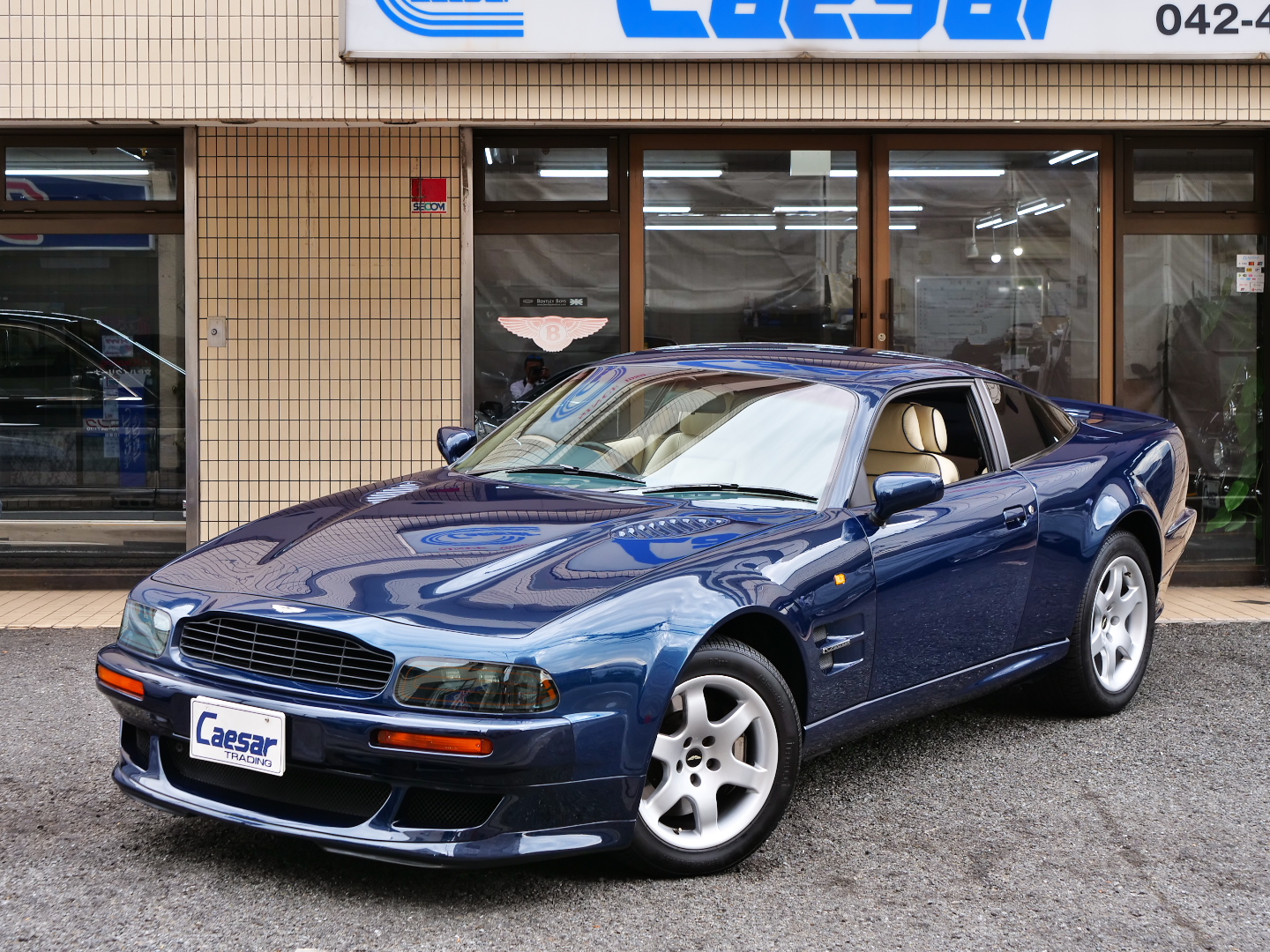 アストンマーチン アストンマーチン V8ヴァンテージ Roadster Sportshift2｜仙台市